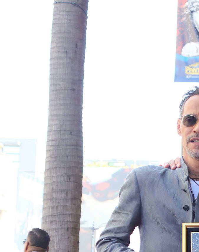 David y su hijo Brooklyn estuvieron junto a Marc Anthony en la develación de su estrella en El Paseo de la Fama de Hollywood. / Foto de Mezcalent. 