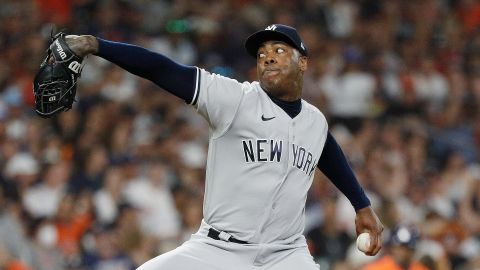 12 años después, Aroldis Chapman recibe Récord Guinness al pitcheo más rápido en la historia de MLB