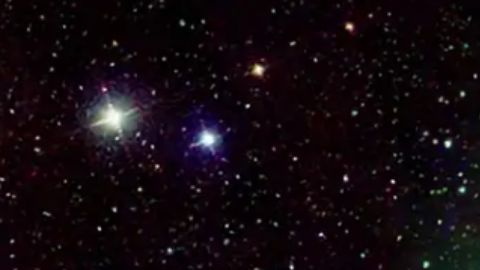 El Cúmulo del Árbol de Navidad compuesto por la NASA.