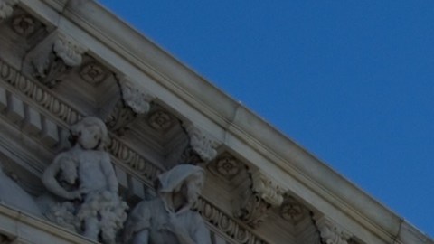 Congresistas hispanos califican de extremista el plan migratorio de republicanos.