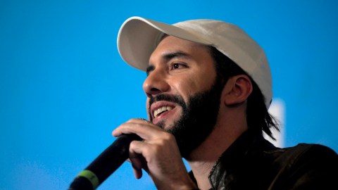 "No me pidan que sea cómplice": Nayib Bukele ordenó la construcción de cárcel para corruptos en El Salvador
