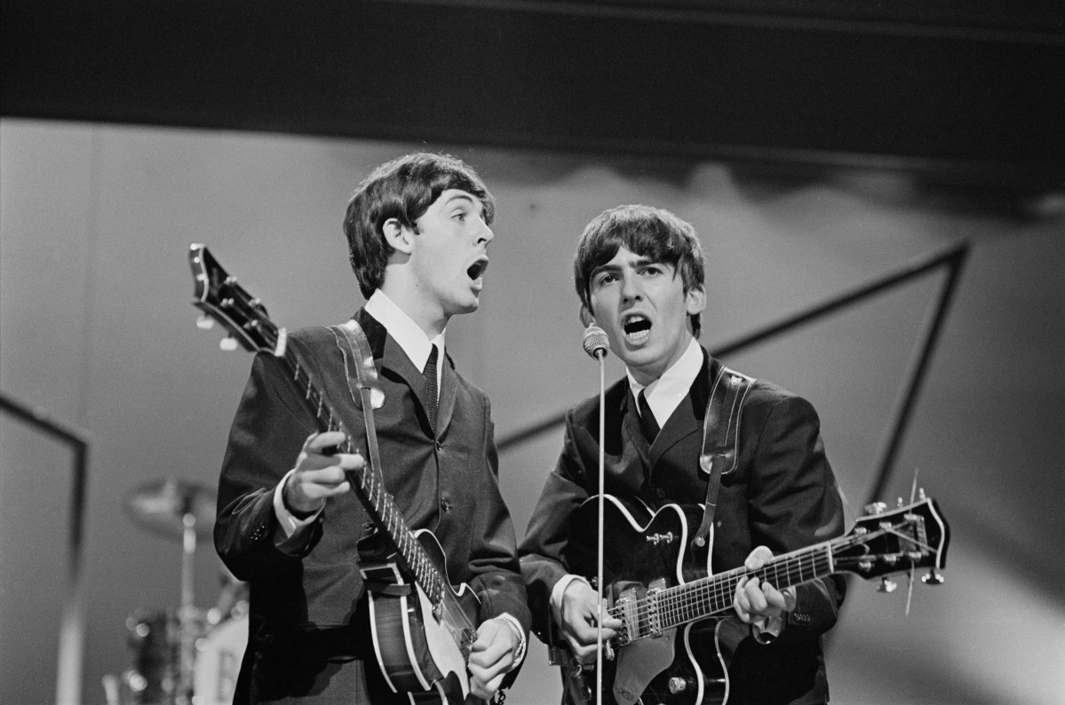 Rare Beatles Memorabilia: Menu Signed on 1965 Flight Sells for ,900 at Auction