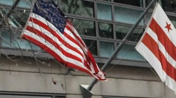Miembro de Proud Boys sentenciado por agredir a fuerzas del orden durante asalto al Capitolio de EE.UU.