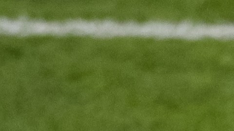 El delantero mexicano confía en poder regresar al fútbol para la próxima temporada.