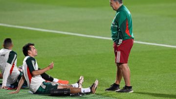 "No había conexión": ‘Chucky’ Lozano confesó a Hugo Sánchez los problemas con Tata Martino en la selección