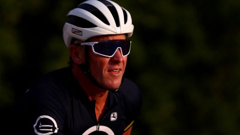 Lance Armstrong, exciclista profesional.