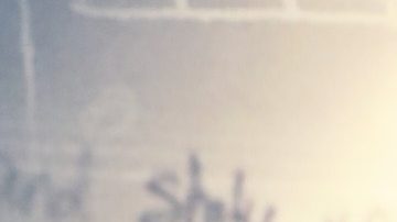 Cole Tucker y Vanessa Hudgens se conocieron a través de la plataforma Zoom.