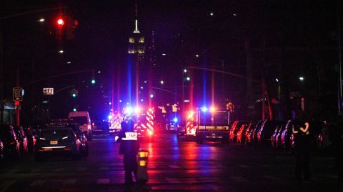 Las autoridades informaron que hasta la madrugada de este lunes no se han realizado detenciones al respecto.