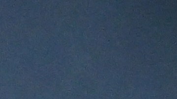 Chayanne actuando en un show.