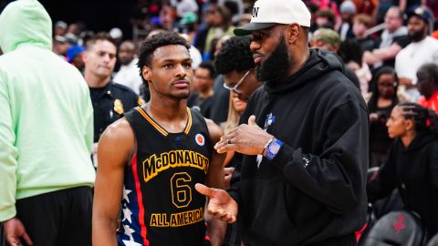 "Tengo que ver el primer partido de Bronny": LeBron James se ausentará de Lakers por su hijo