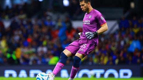 El guardameta de la Máquina de Cruz Azul terminó su etapa de cuatro años con el club mexicano.