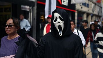Fanático disfrazado del personaje principal de Scream.