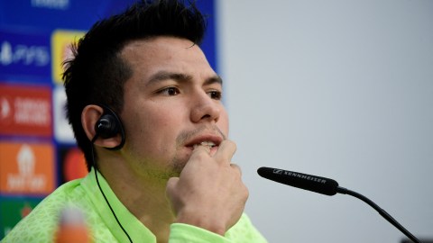 Hirving Lozano en la rueda de prensa previa al partido entre el Sevilla y el PSV Eindhoven.