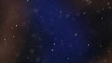 Mateo Kovacic y Erling Haaland le reclaman a Simon Hopper.