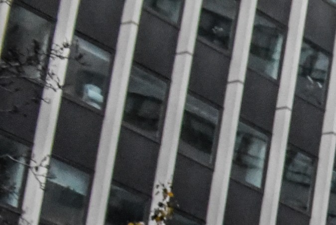 Juerguistas vestidos como personajes navideños participan en el recorrido anual por los pubs de SantaCon el 9 de diciembre de 2023 en la ciudad de Nueva York. Si bien aparentemente el evento recaudó dinero para obras de caridad, el evento ha sido criticado por la embriaguez generalizada y la violencia esporádica. (Foto de Stephanie Keith/Getty Images)