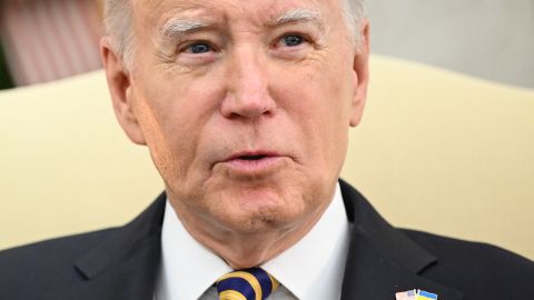 Biden calificó de indignante el caso de una mujer que tuvo que abandonar Texas para poder abortar