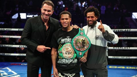 Dqevin Haney conquistó el título Súper ligero del Consejo Mundial de Boxeo.