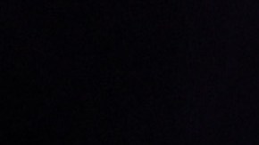 Peso Pluma actuando en un show en vivo.