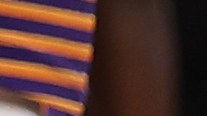 Jusuf Nurkic en el suelo luego de haber recibido el golpe de Draymond Green.