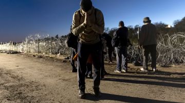 Alertan de viajes a Texas por posible aumento de casos de "detención y deportación injusta"