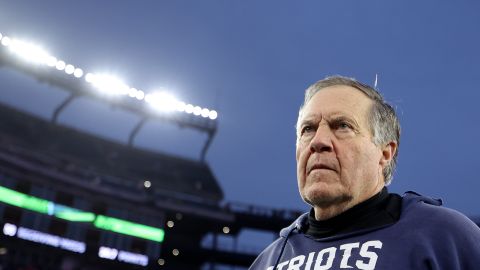 Bill Belichick enciende la polémica tras afirmar que habían balones desinflados en Chiefs-Patriots