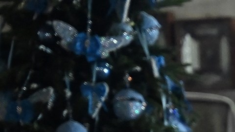 Ucrania celebra la Navidad mientras trata de frenar la ofensiva rusa en el este y el sur