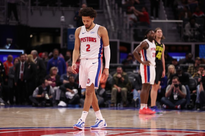 Cade Cunningham no ha podido cambiar la realidad de Detroit Pistons. FOTO: Gregory Shamus/Getty Images.