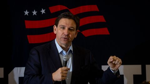 Esta no es la primera vez que DeSantis dice que indultaría a Trump.