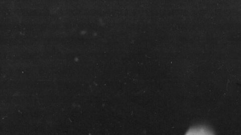 Juanita Castro denuncia a su hermano Fidel Castro como un títere comunista que ha esclavizado a toda la población de Cuba en su búsqueda del poder.