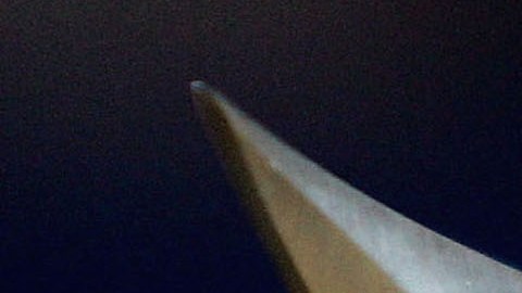 Bimpey tenía heridas punzantes en el pecho 7 a 8 pulgadas de profundidad, una herida en el hombro derecho y un corte en el antebrazo.