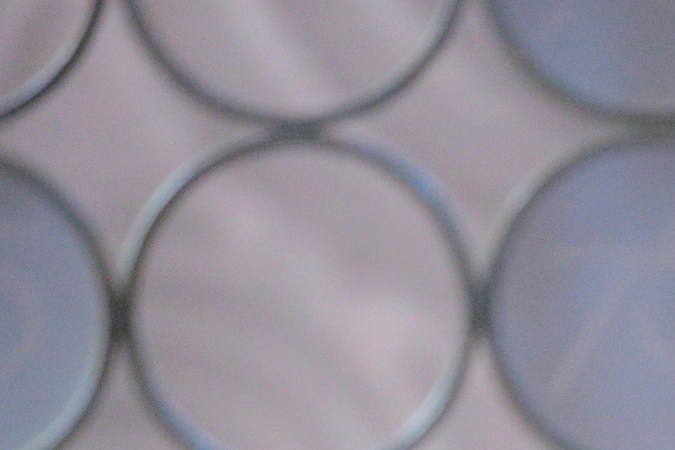 Barbra Streisand participando en un show.