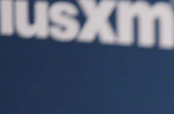 Enrique Iglesias participando en una entrevista.