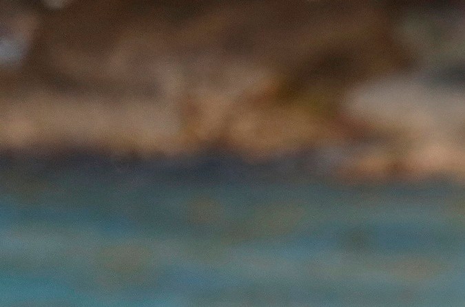 Jennifer López fue captada en una famosa playa, caminando solita.