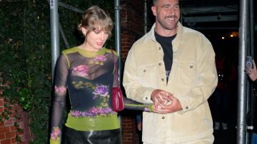 Taylor Swift y Travis Kelce durante una cita en Nueva York.