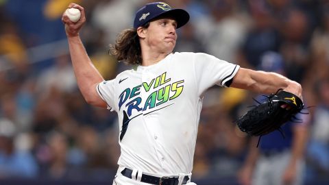 Dodgers pactan extensión con Tyler Glasnow por $135 millones de dólares tras adquirirlo desde Rays