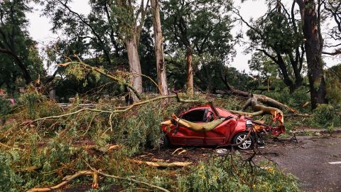 Un fuerte temporal en Argentina provoca 14 muertes y severos destrozos