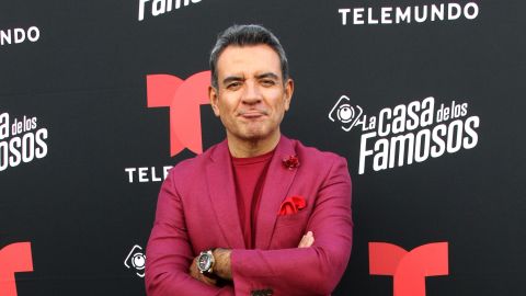 Héctor Sandarti.