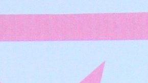 Mariana González y Vicente Fernández Jr. posando en una alfombra roja.