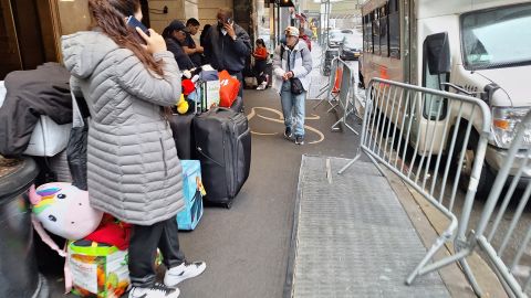 Frente al aumento de inmigrantes en la Gran Manzana también han aumentado los estafadores que se aprovechan de la crisis migratoria. /Impremedia