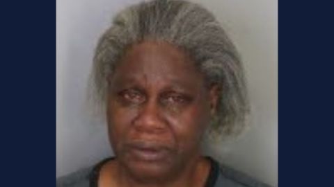 Cassandra Collins, una mujer de 55 años residente en Tennessee.