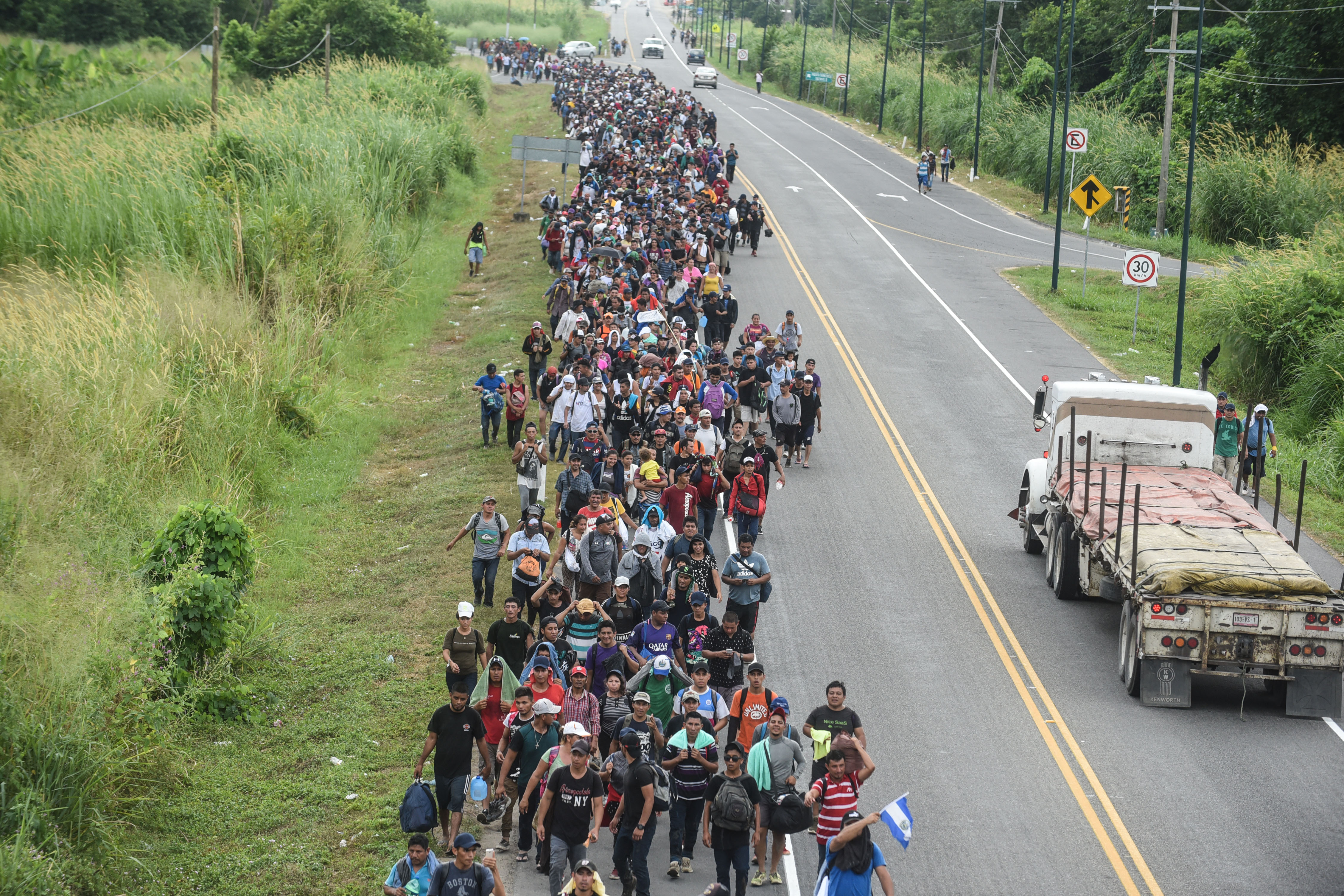 Caravana migrante nacida en Honduras y que se dirig a a EE.UU. se