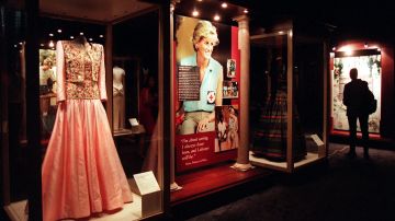 Muchos de los vestidos de Diana han sido exhibidos en diversas exposiciones y eventos.