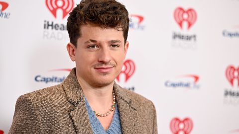 Charlie Puth se comprometió hace pocos meses.