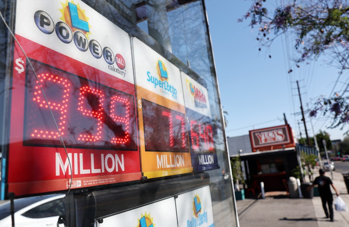 Hispana ganadora de los $1,080 millones del Powerball en California perderá más de la mitad de dinero por impuestos