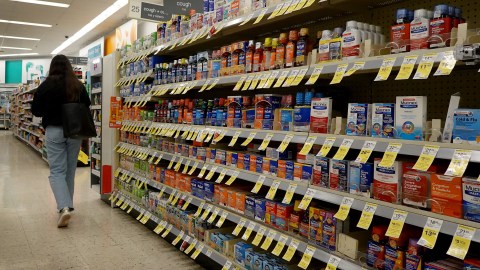 El precio de 20 medicamentos en EE.UU. era entre dos y cuatro veces mayor que el de los mismos productos en Canadá, Australia o Francia.