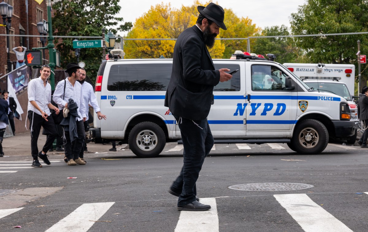 Jewish Extremist Students from Chabad-Lubavitch Sect Behind Secret Tunnel in Brooklyn