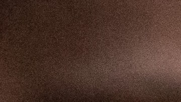 Jonathan Majors caminando durante su juicio.