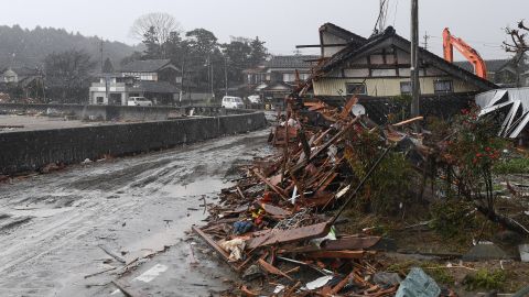 JAPAN-QUAKE