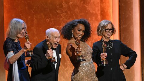 Los Governors Awards honraron a Mel Brooks, Angela Bassett, Michelle Satter y Carol Littleton.