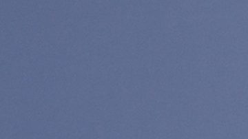 Eugenio Derbez saluda a la prensa a su llegada a los "Governors Awards".